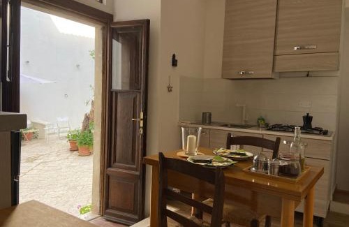 Fontecchio Appartement | Artist Studio Apartment at Palazzo Galli