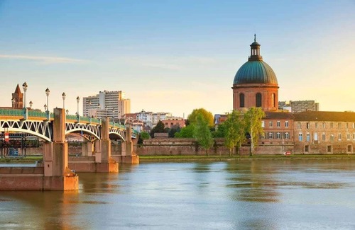 Capitole Appartement | ARTISTE · Vue sur quai de la Garonne - Hypercentre