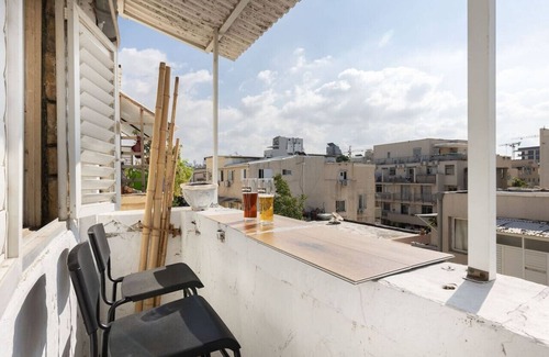 Florentin Appartement | Artistic 2BR Apt w Balcony in Florentin Center by Sea N' Rent