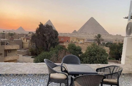 Al Haram Appartement | Artistic Pyramids View & Hot Tub