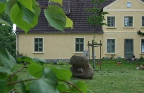 Kirch Mulsow Appartement | Artistiquement appartement meublé avec beaucoup d'inspiration - une salle bougie