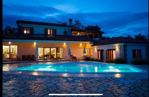 Gradisce Maison | Arton Villa