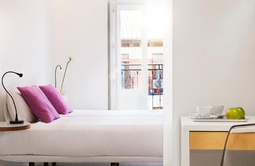 Embajadores Hôtel | Artrip Hotel