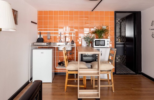 Haifa Appartement | Artsy Nest in Haifa Center by Sea N' Rent
