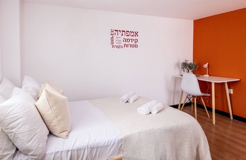 Haifa Appartement | Artsy Nest in Haifa Center by Sea N' Rent