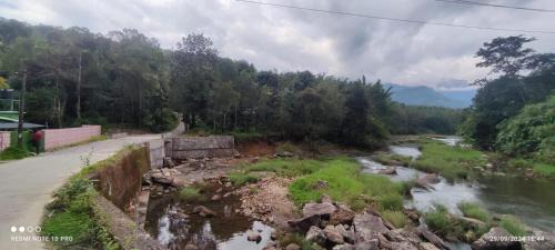 Devikolam Appartement | Aruvi, The Creek House