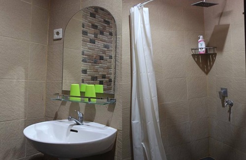 Klender Hôtel | Aryani Suites Syariah