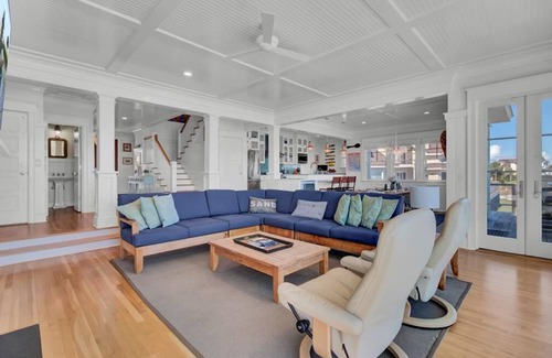 Sullivan's Island Maison | “As Good As It Gets” at 3109 Marshall Boulevard|Rare Sullivan's Island Oceanfront Home|Oceanfront...
