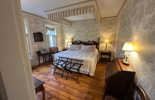 Clarence Hôtel | Asa Ransom House