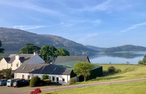 West Laroch Cabine | Ash Cabin: Your Highland Home Away from Home