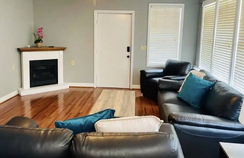 Asheboro Maison | Asheboro Gem near NC Zoo