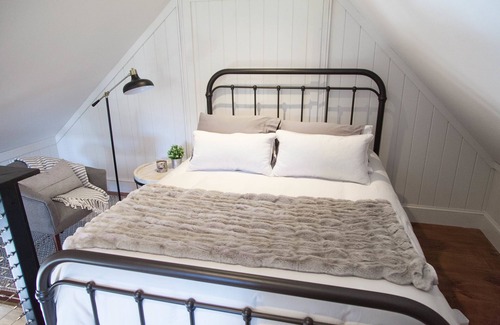 Hamilton Maison | Ashling Acres