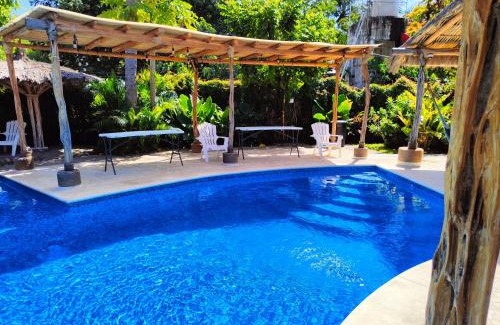La Poza Hôtel | Ashly Loma Larga
