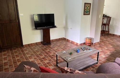 Penjamo Appartement | Asis wildlife sanctuary apartment 30 min from La Fortuna