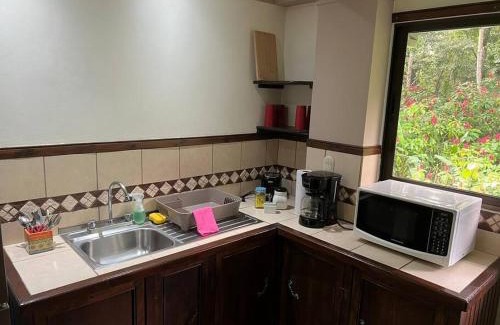 Penjamo Appartement | Asis wildlife sanctuary apartment 30 min from La Fortuna
