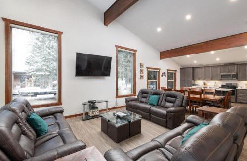 Valemount Maison | Aspen
