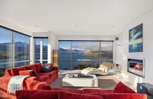 Kapiti Island Maison | Aspen Heights Villa Queenstown New Zealand