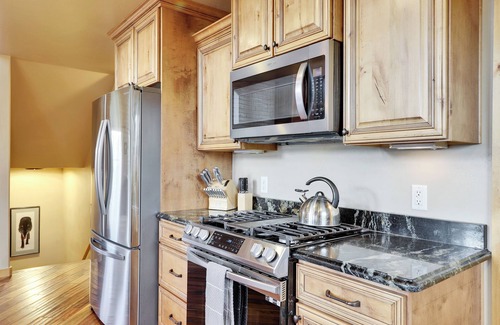 Brian Head Cabine | Aspen Lodge in Brian Head - Sleeps up to 25!