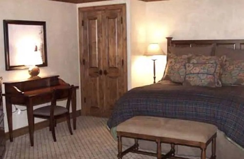 Downtown Hôtel | August 3- 9, 2025 SPECIAL @ Aspen Mountain Residence 3 bed 3 bath