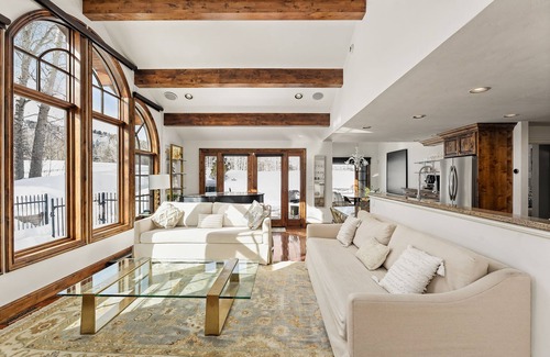Aspen Maison | Aspen Paradise! Relax & entertain indoors and outdoors in comfort and serenity.
