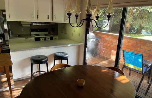 West End Appartement | Aspen West End 2 Bdrm / 2 Bath Appartement