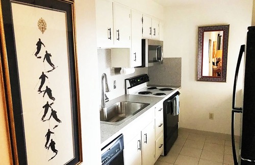 West End Appartement | Aspen West End 2 Bdrm / 2 Bath Appartement