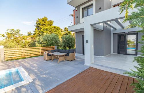 Pefkochori Villa | Assos Luxury Villas