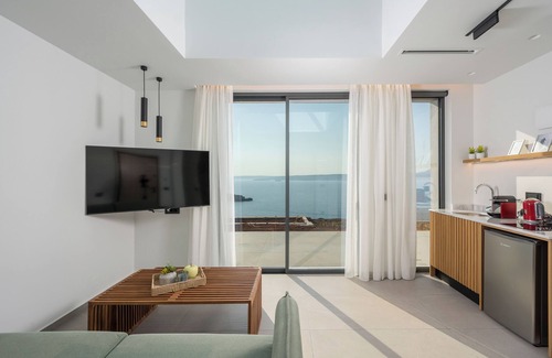 Kokkinon Khorion Maison | Astelia Luxe Retreat