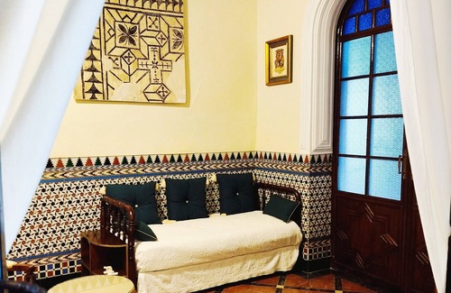 Ecija Maison | Astigi room in a palace house