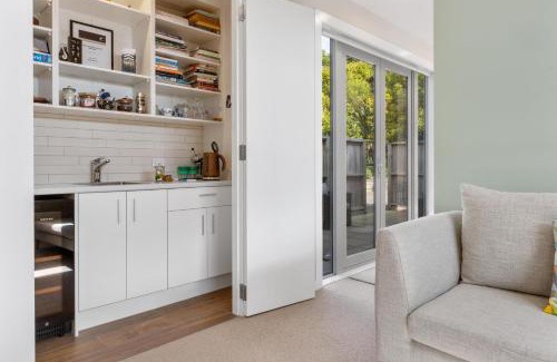 Kapiti Coast Lit Et Petit-Déjeuner | Aston Road Villa Bed & Breakfast