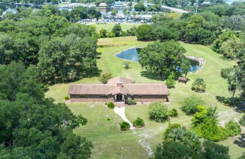 Dillard Estates Maison | Astor Manor Astor Cottage Combo