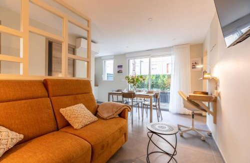 Clermont Ferrand City Centre Appartement | At home in Clermont, Place de Jaude