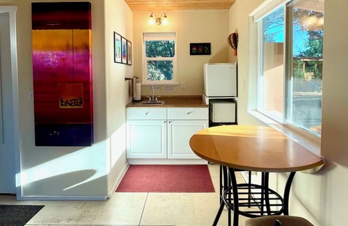 Carson Maison | At Home in the Enchanted Forest of Carson between Taos & Ojo Caliente!