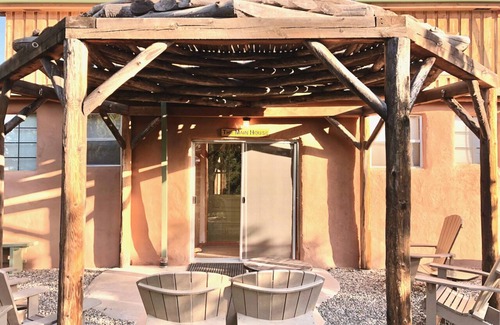 Carson Maison | At Home in the Enchanted Forest of Carson between Taos & Ojo Caliente!