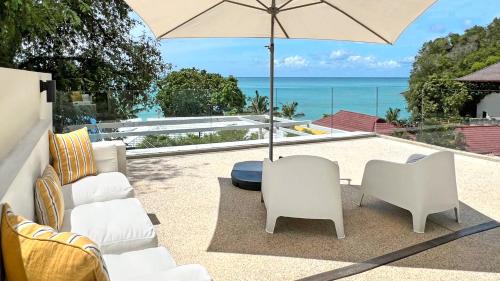 Wichit Appartement | At the Beach Spacious 2-level Design Home for 2-5 and 1 infant, Ao Yon Beach Phuket