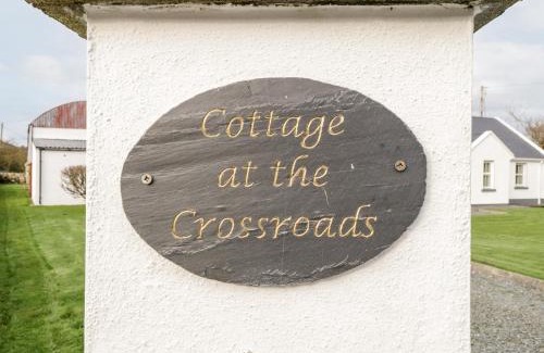 Louisburgh Maison | At the Crossroads