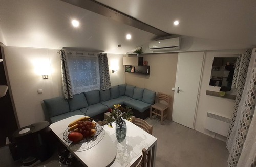 Condrieu Maison | Aux pieds du Parc du Pilat