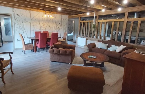 Saint-Yrieix-la-Perche Cottage | Aux portes du Périgord, vos vacances à la campagne