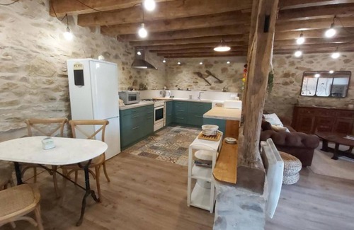 Saint-Yrieix-la-Perche Cottage | Aux portes du Périgord, vos vacances à la campagne