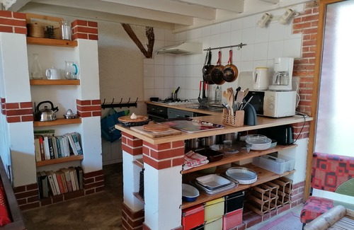 Faveraye-Machelles Cottage | Gîte 3 épis avec piscine, vignoble du Layon, 5 personnes, idéal pour famille.