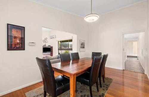 Belmont Maison | At the Hilltop - sleeps 10