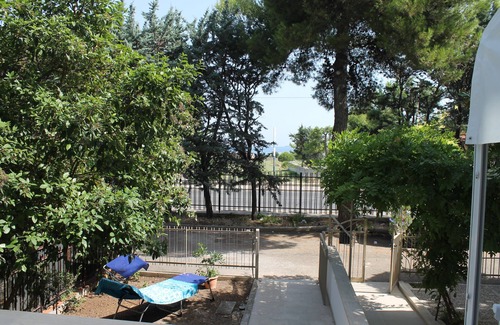 Municipio 5 Appartement | A la maison de Marta deux chambres avec jardin privé