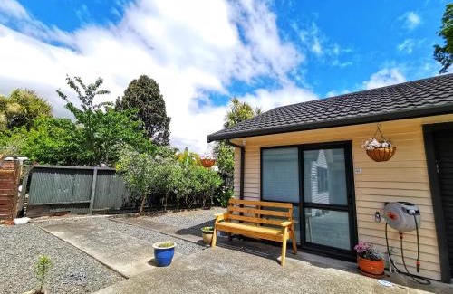 Paraparaumu Appartement | Atarau Grove Studio