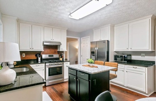 Johns Creek Maison | ATH - 4BR - JCreek/Alpha - CulDeSac Home (Anclote)