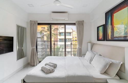 Khar Appartement | Athena 2BHK Khar W by The Bombay Home Company
