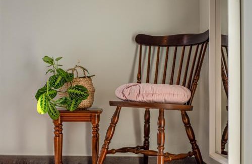 Petralona Appartement | Athenian Serene City Escape