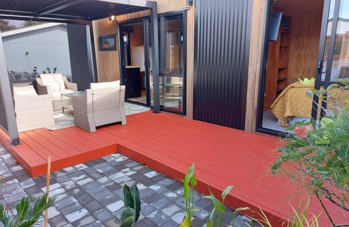 Athenree Appartement | Athenree Haven: Peaceful new studio on nature's doorstep!