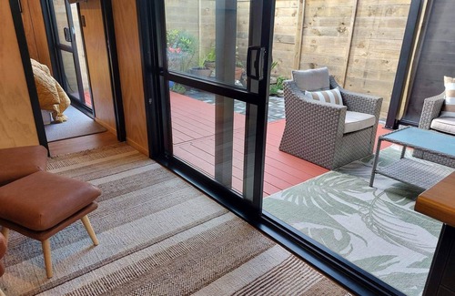 Athenree Appartement | Athenree Haven: Peaceful new studio on nature's doorstep!