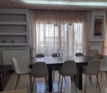 Nea Peramos Appartement | Athina's house by the sea