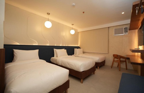 Bacoor City Hôtel | Athlete's House